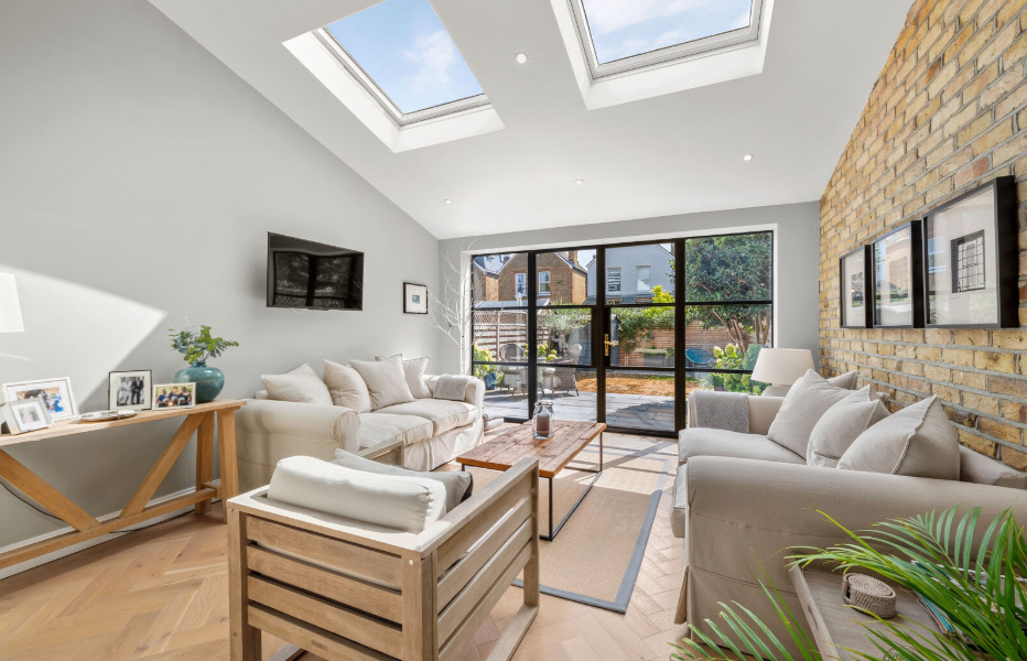 Practical tips to declutter your home for an autumn listing
