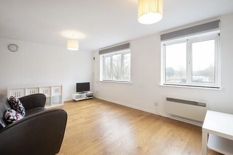 1 bedroom  flat to rent, Available from 12/06/2024
