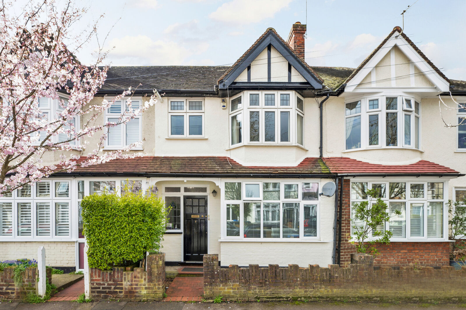 1 bedroom  flat for sale Gore Road, Raynes Park, SW20, main image
