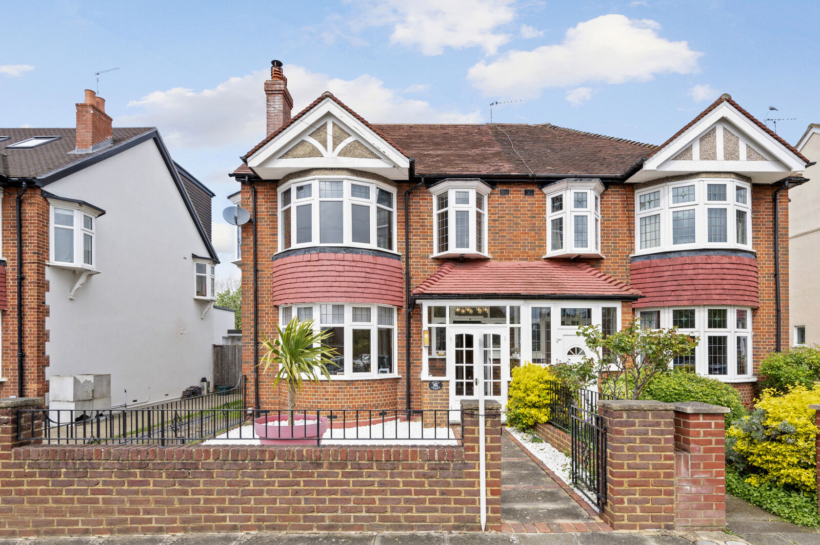4 bedroom semi detached house for sale Linkway, Raynes Park, SW20, main image