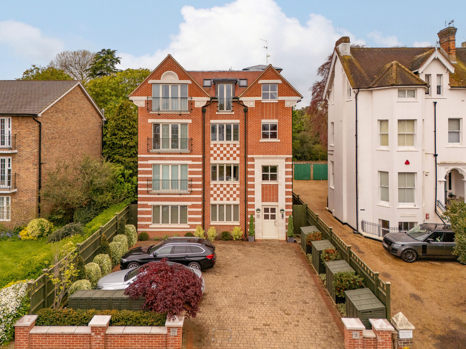 2 bedroom  flat for sale Clifton Road, Wimbledon Village, SW19, main image