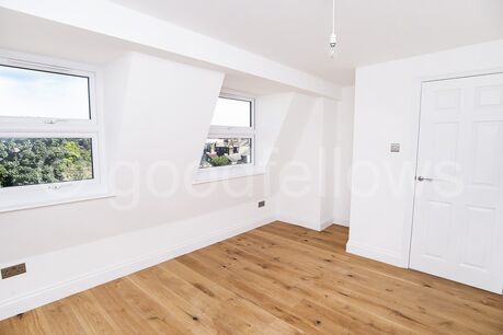 3 bedroom  flat to rent, Available from 18/05/2024