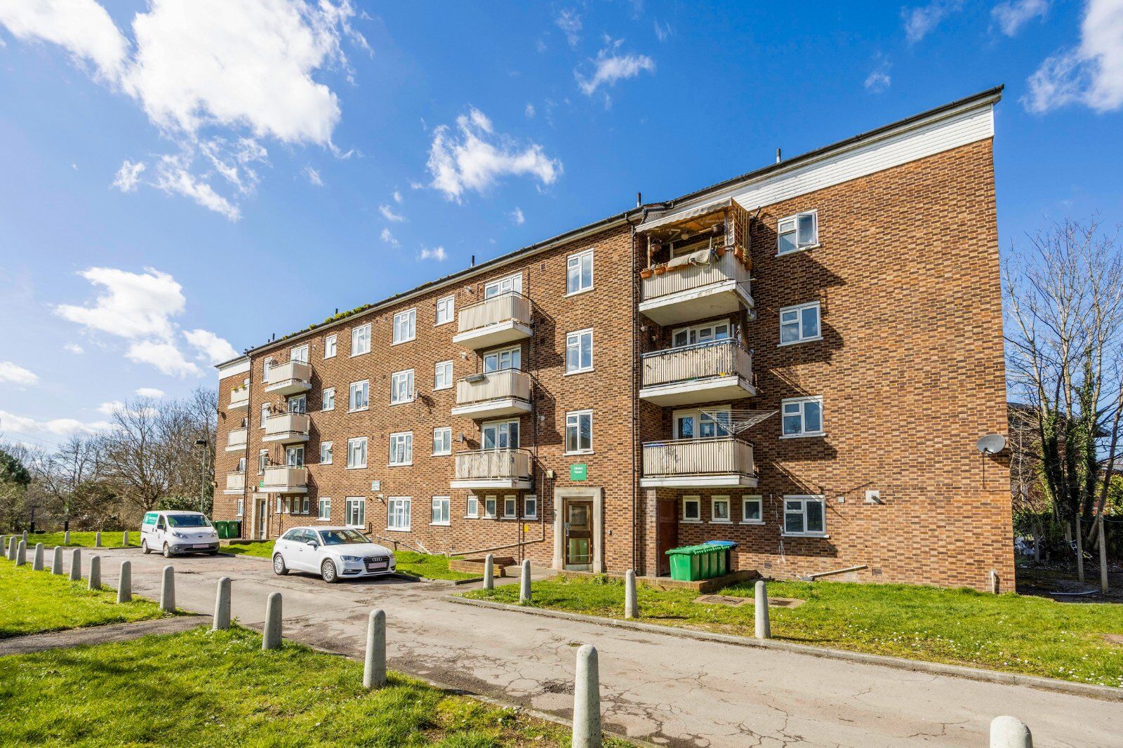 1 bedroom  flat for sale Clinton House, Sheephouse Way, KT3, main image