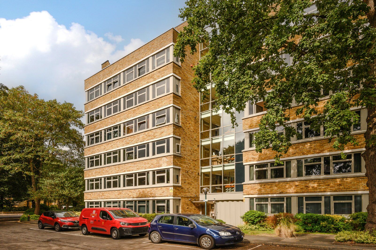 2 bedroom  flat for sale Holly Tree Close, London, SW19, main image