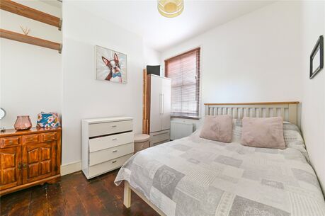 1 bedroom  flat for sale
