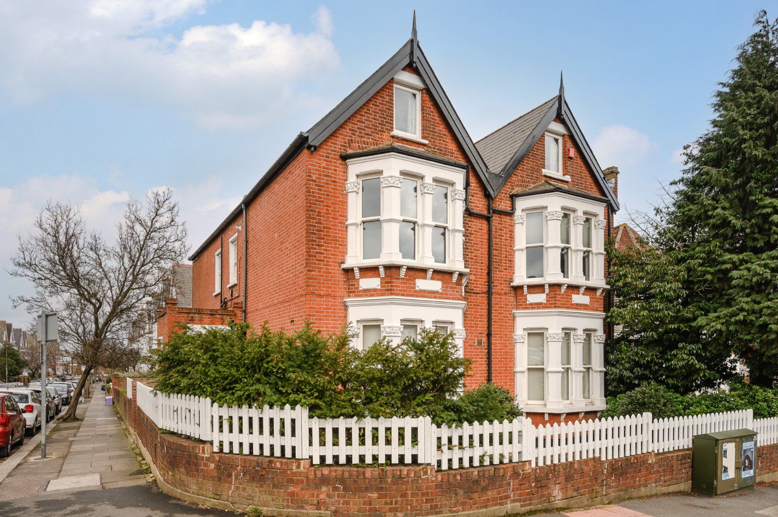 2 bedroom  flat for sale Leopold Road, Wimbledon, SW19, main image